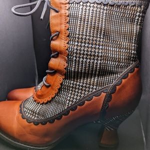 Plaid Ankle Booties Size 9 1/2